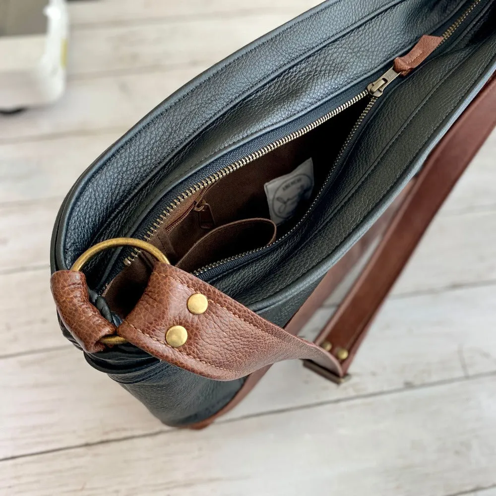 Archive Mini in Onyx, Chestnut, Handles Omitted