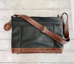 Archive Mini in Onyx, Chestnut, Handles Omitted
