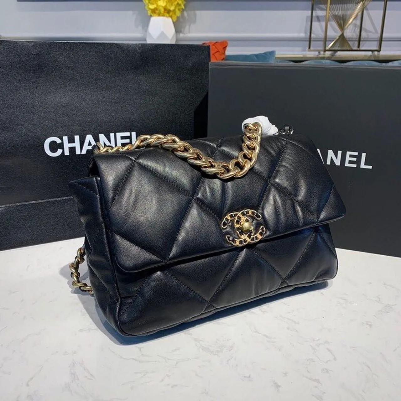CHL 19 HandBag Black For Women 11.8in/30cm
