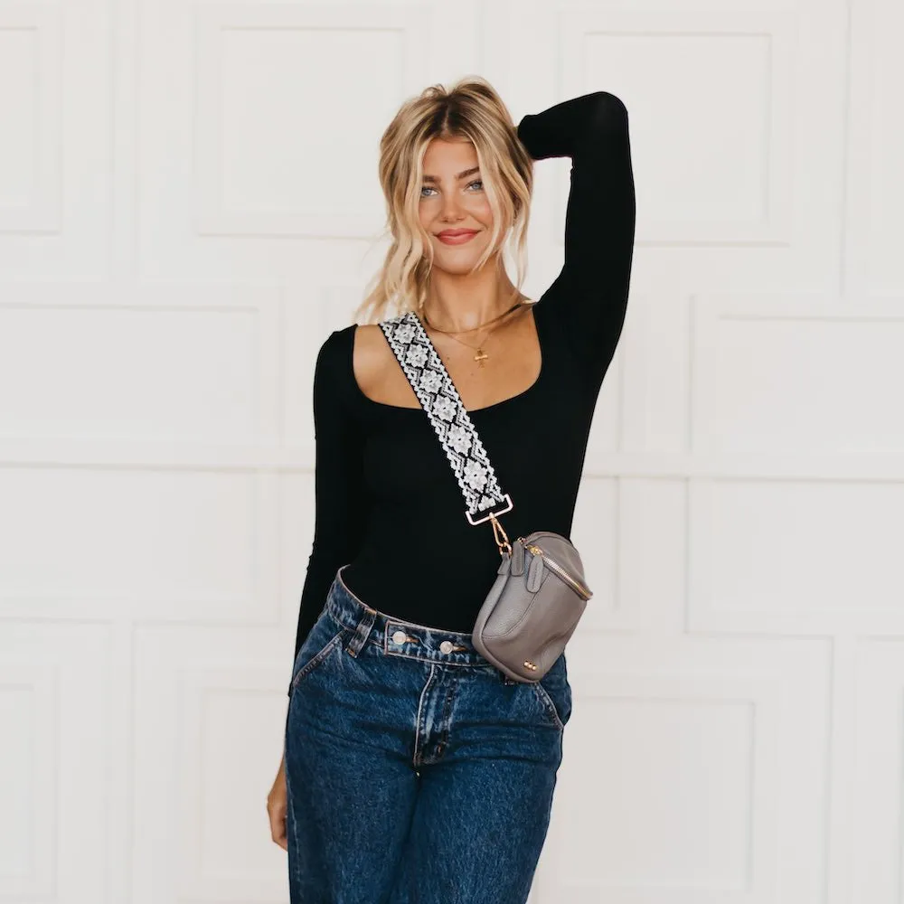 Ellie Crossbody in Gray