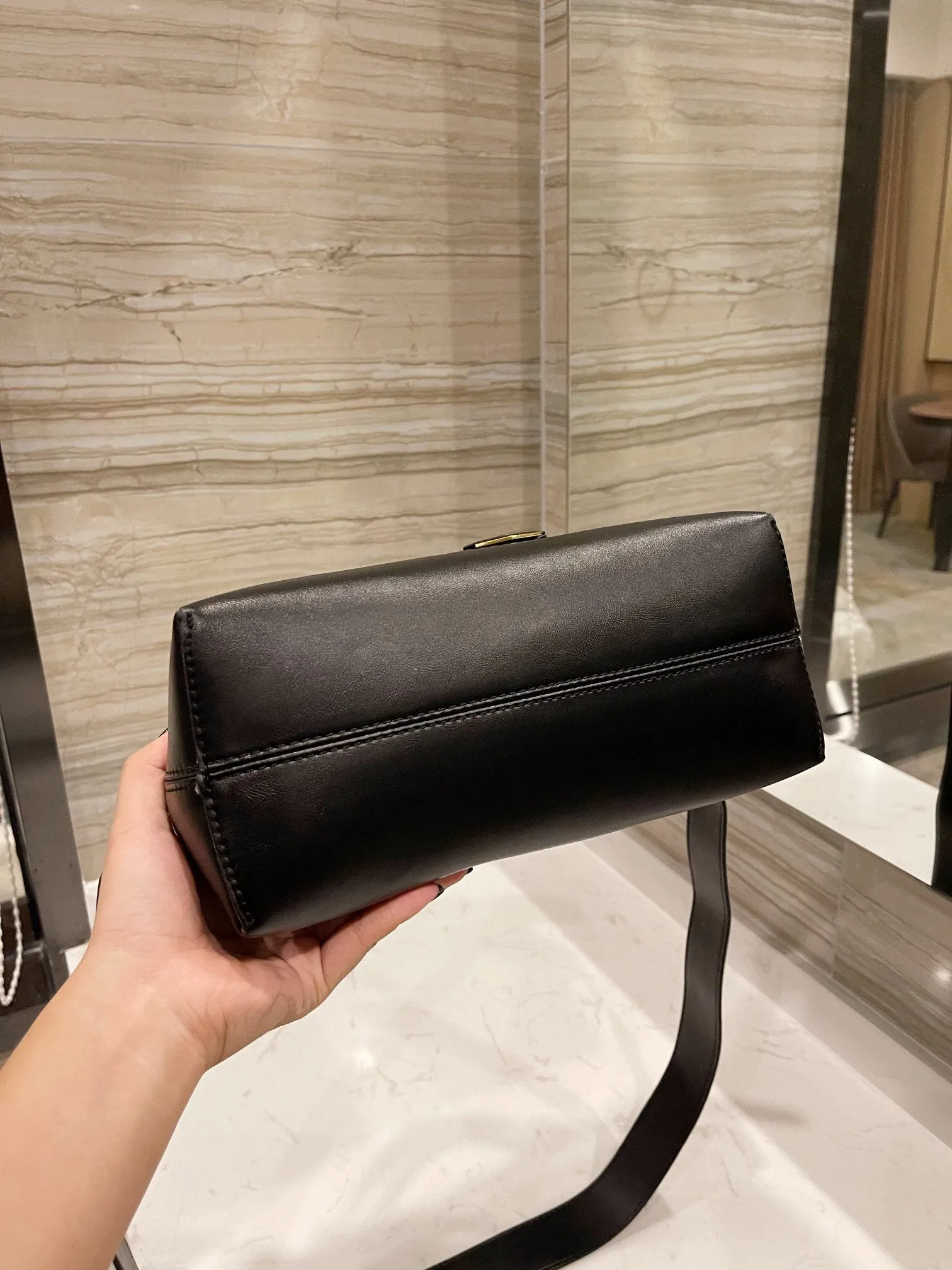 EN   Designer bags by Fendi 215