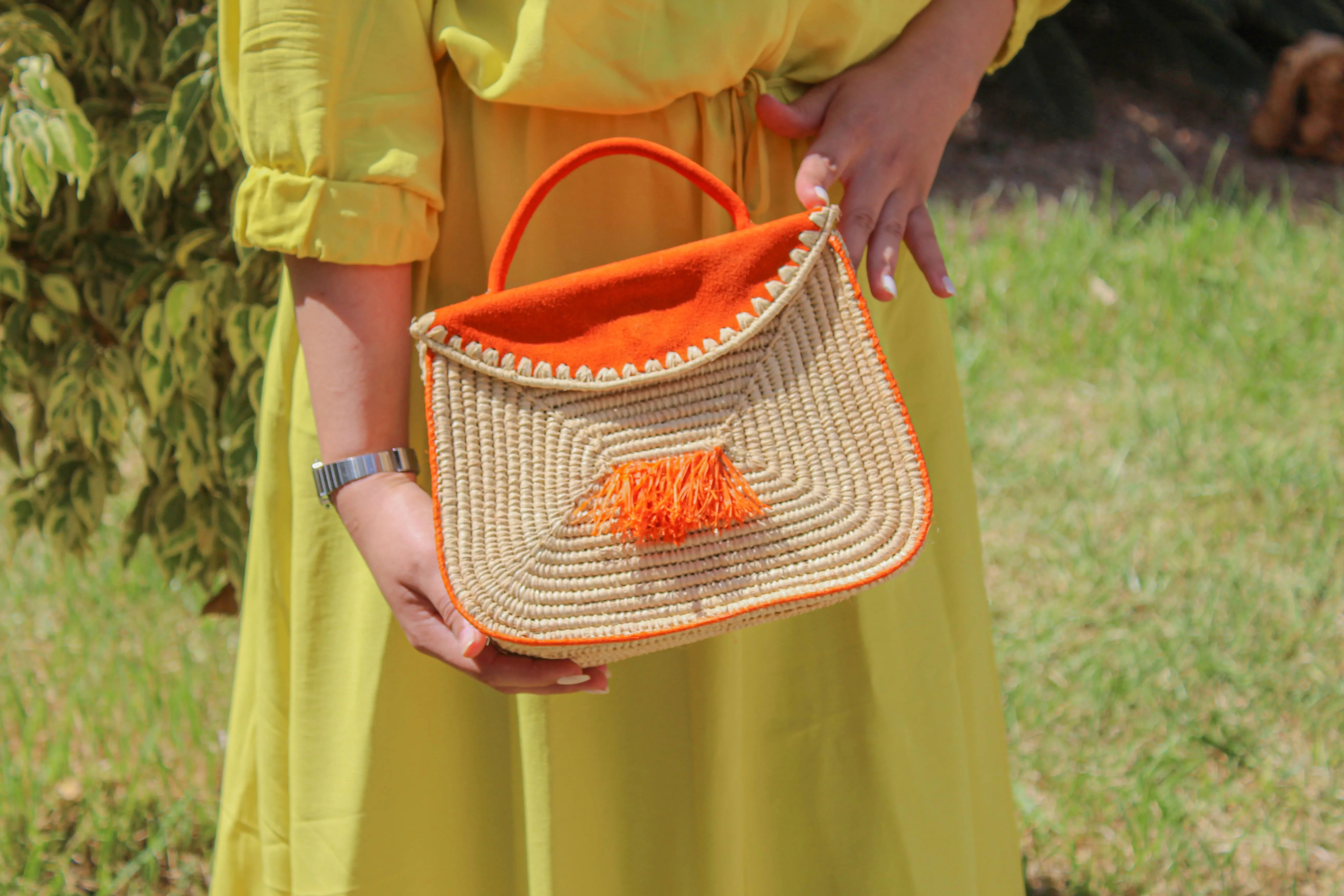 Raphia Handbag with Closure