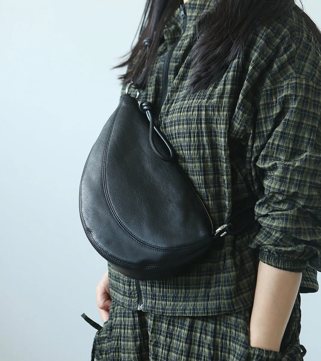 Stylish Women's Crossbody Sling Bag Black Small Shoulder Purse