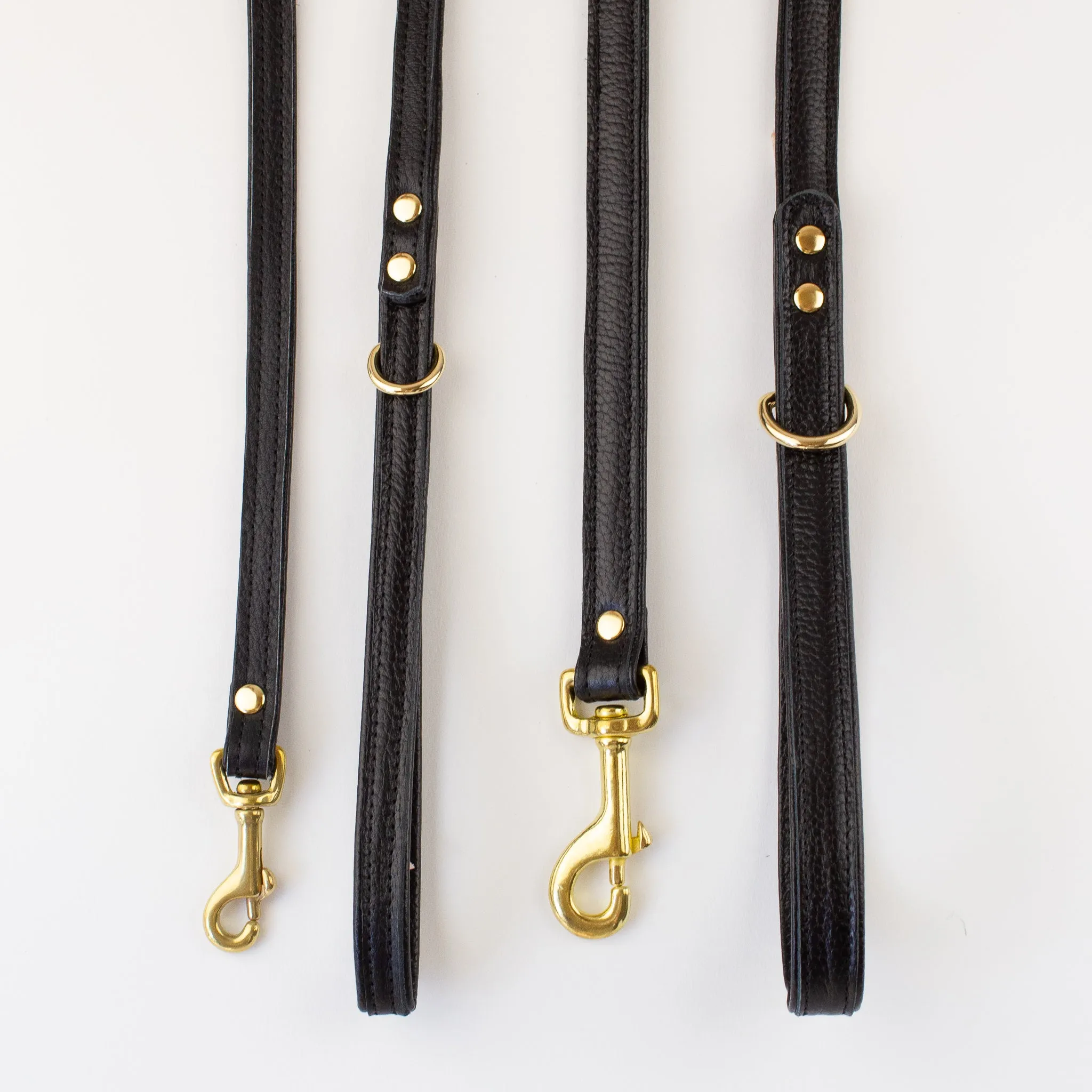 Willow Walks double sided soft leather lead in black